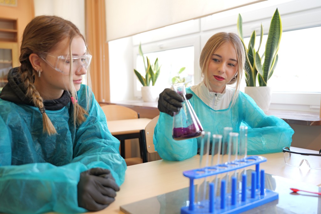 Zdjęcie pracowni chemicznej