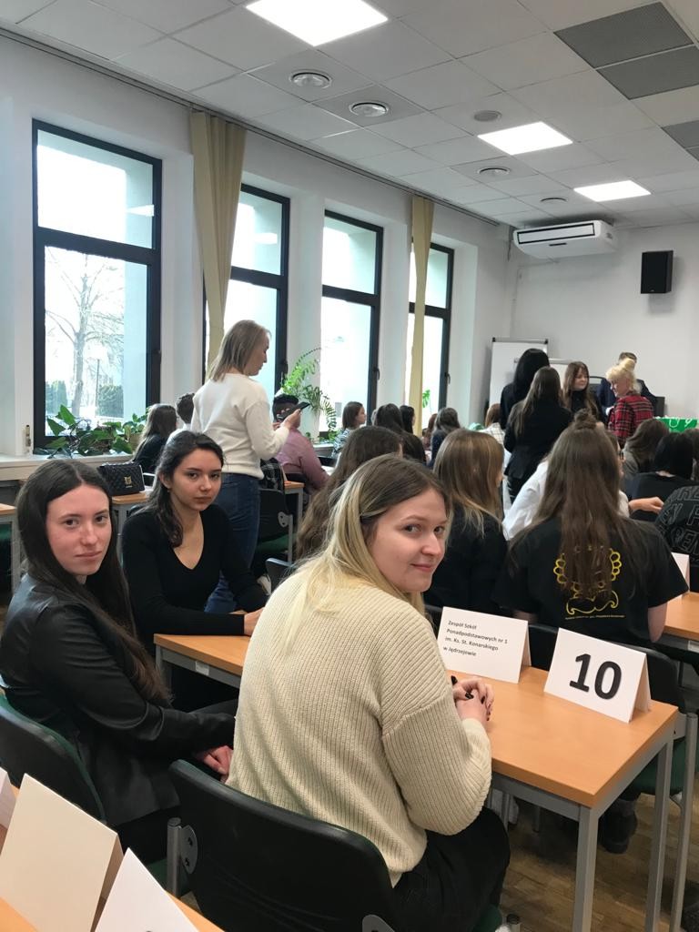 Zdjęcie uczestniczek olimpiady