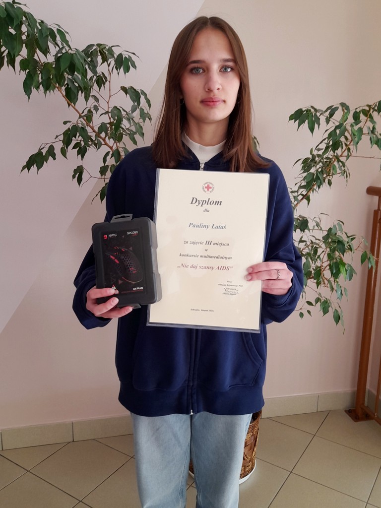 Nasza laureatka z dyplomem i nagrodą