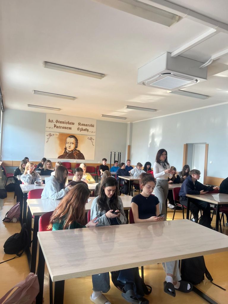 Uczestnicy spotkania podczas zajęć