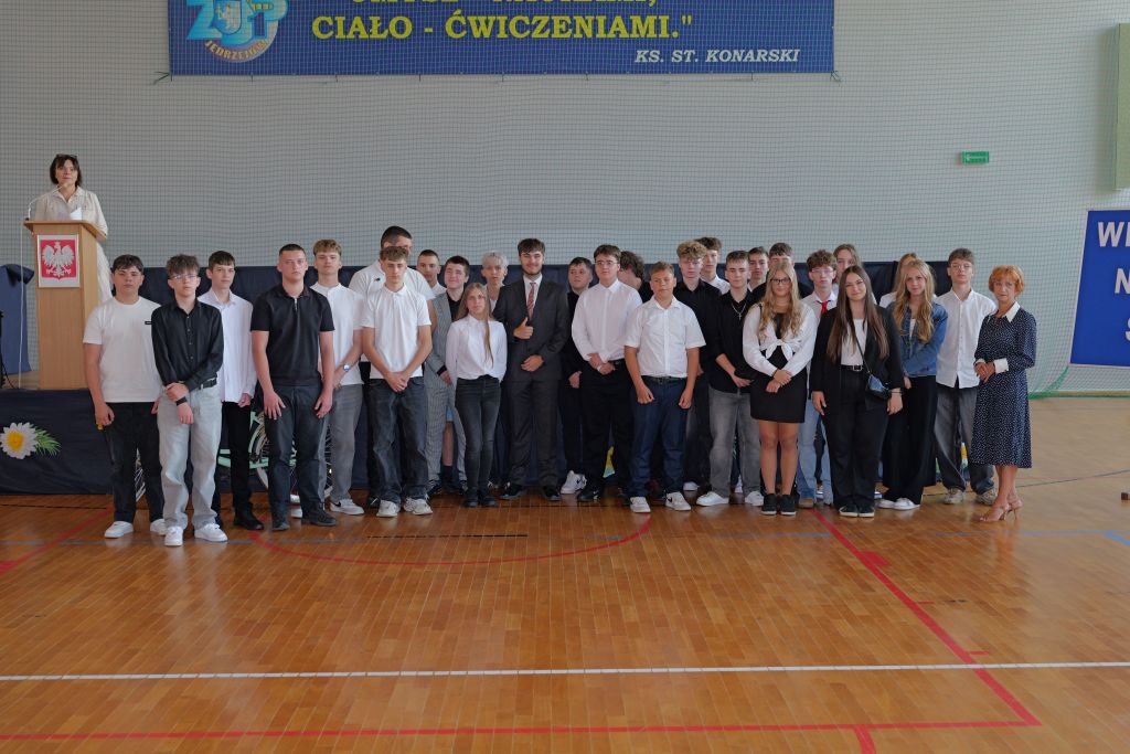 Klasa 1 TL – wychowawca Iwona Stankiewicz